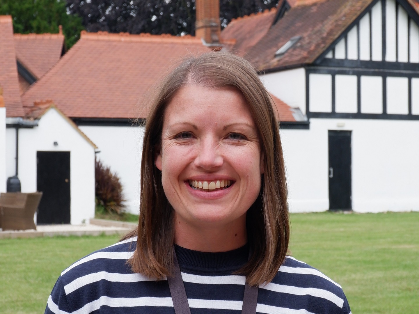 Dr Jenny Rattray 